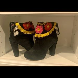 Unique handmade reversible Zeyzani Black Booties